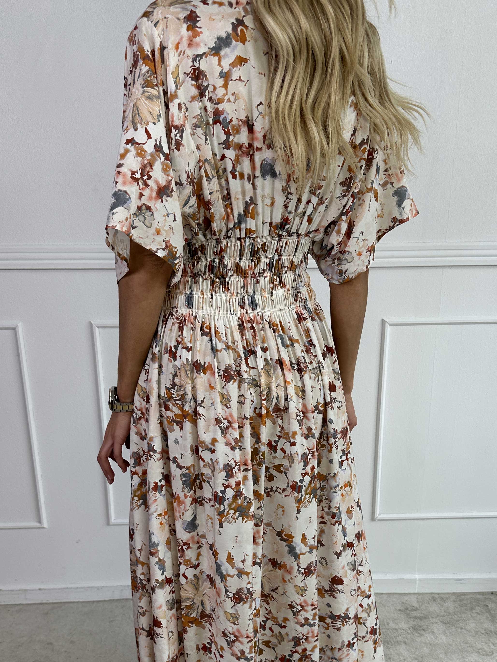 Pams Flower Viscose - Kjole i viskose med blomsterprint og smock